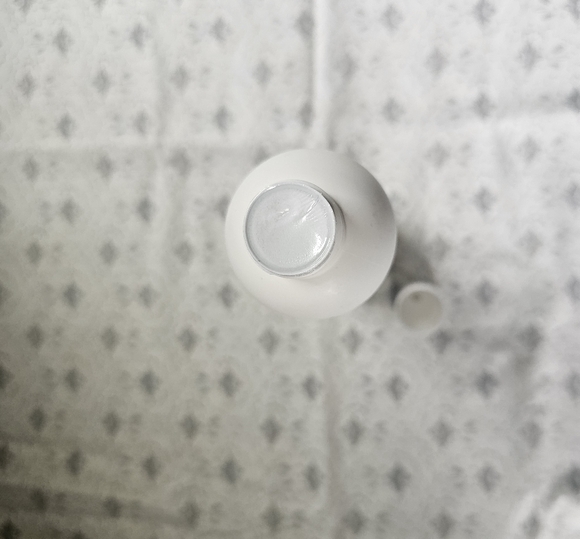 Unite 7Seconds Shampoo - Picture 3 of 5